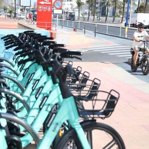 Elektrische Leihfahrräder der Hoppy-App in La Manga