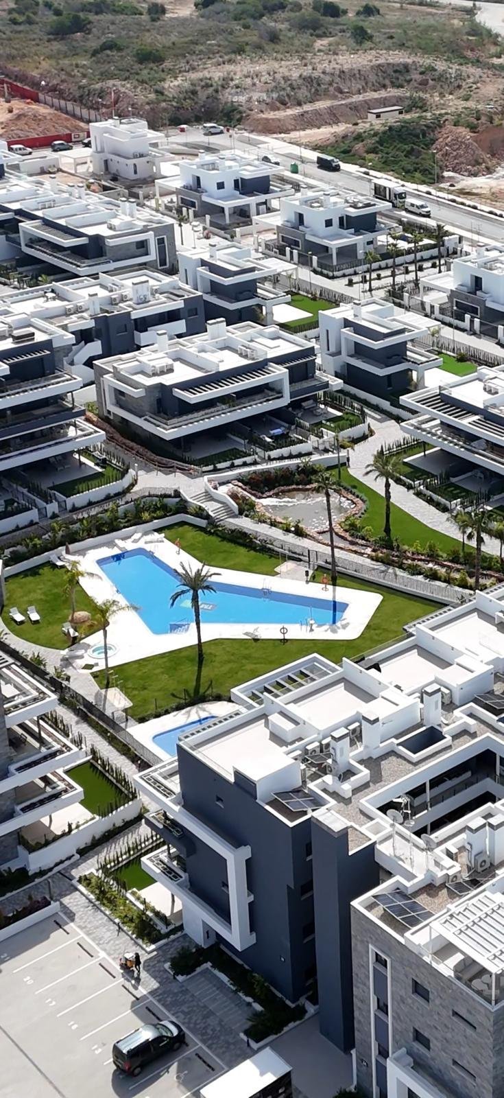 Luchtfoto van een nieuwbouwproject aan de Costa Blanca
